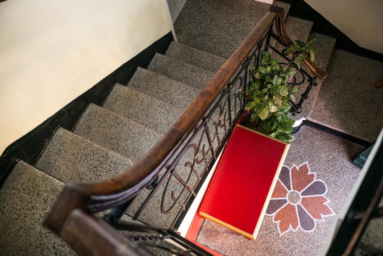 Hotel Cynthia Finale Ligure Bagian luar foto